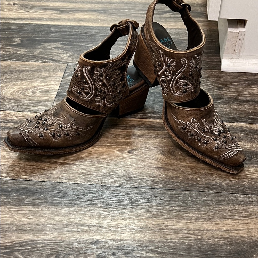 Lane Boots Mule Embroidered Brown Ankle Booties